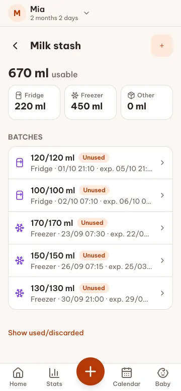 Milk stash screen: usable milk, amounts in the fridge and freezer, and the list of milk bags with expiry times